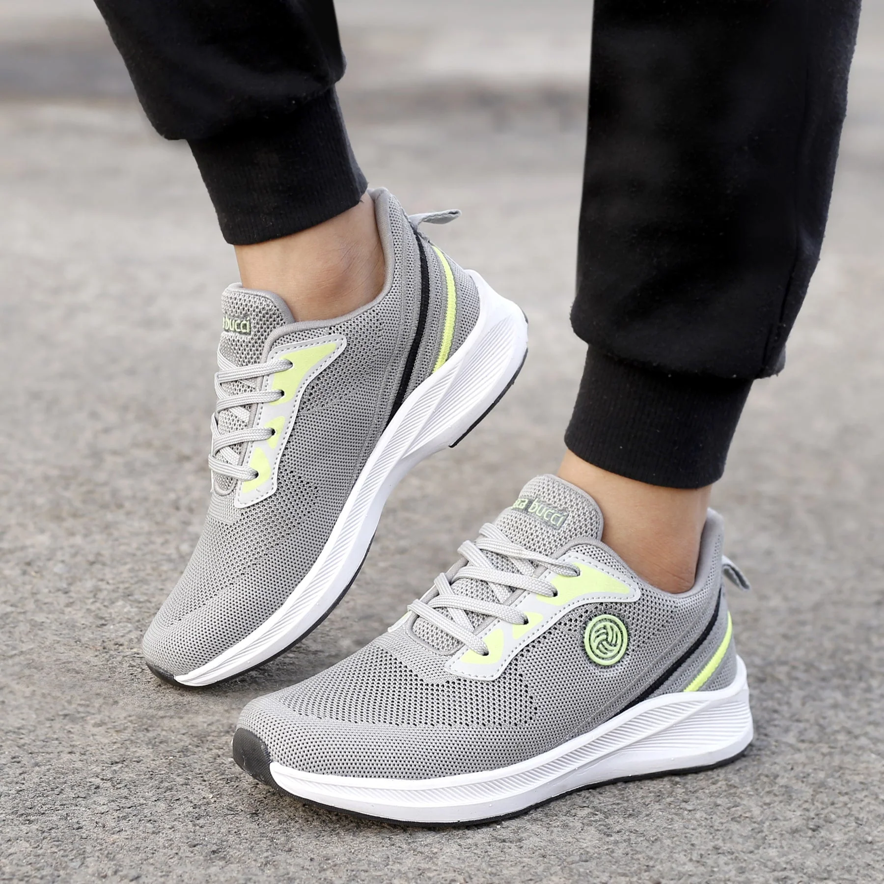 Bacca Bucci Boys or Girls Essential Knit Running Sports Shoe (Age: 8 year to 12 years) - Image 4
