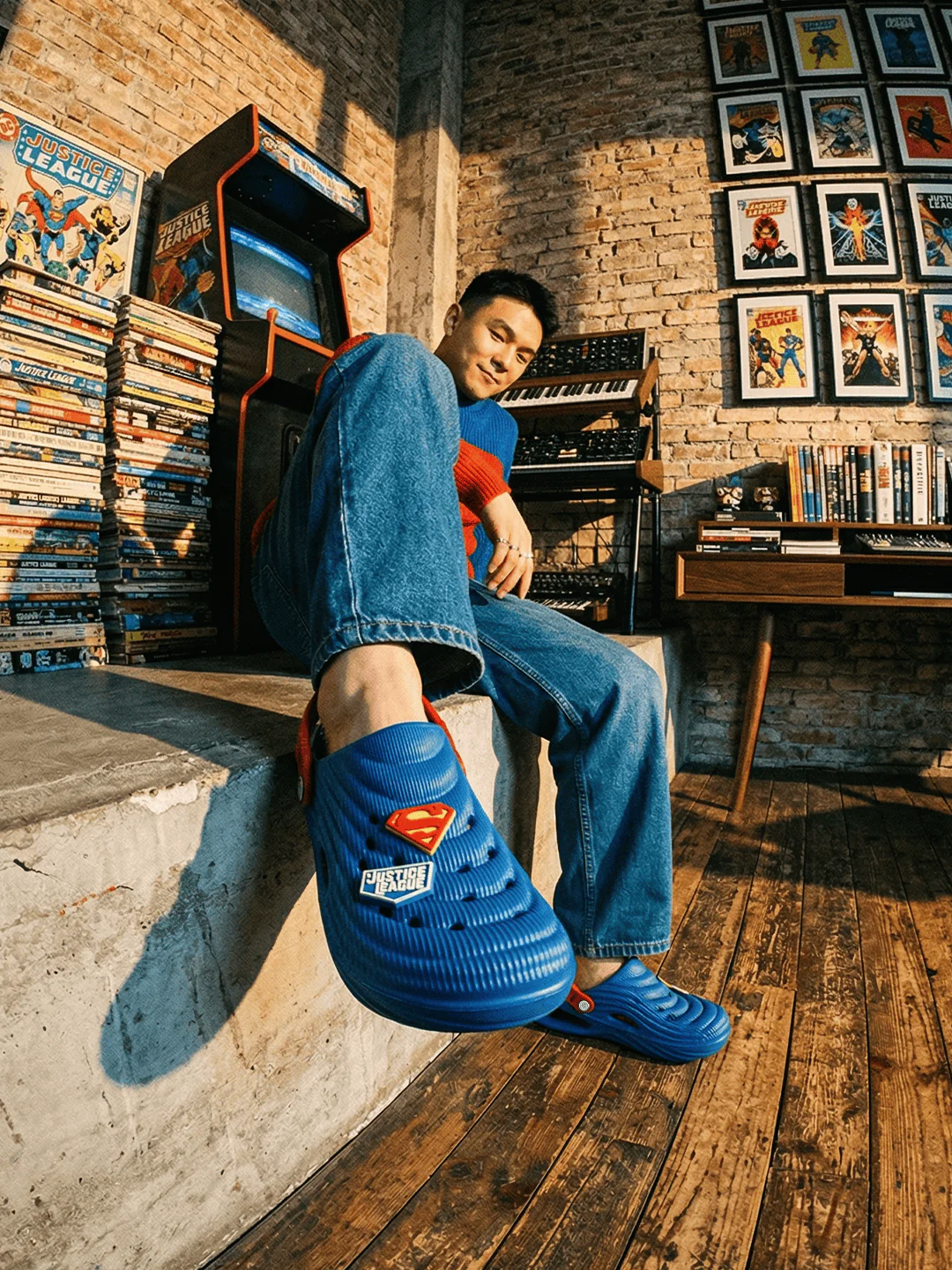 Justice League PowerGrip Clogs - Image 12
