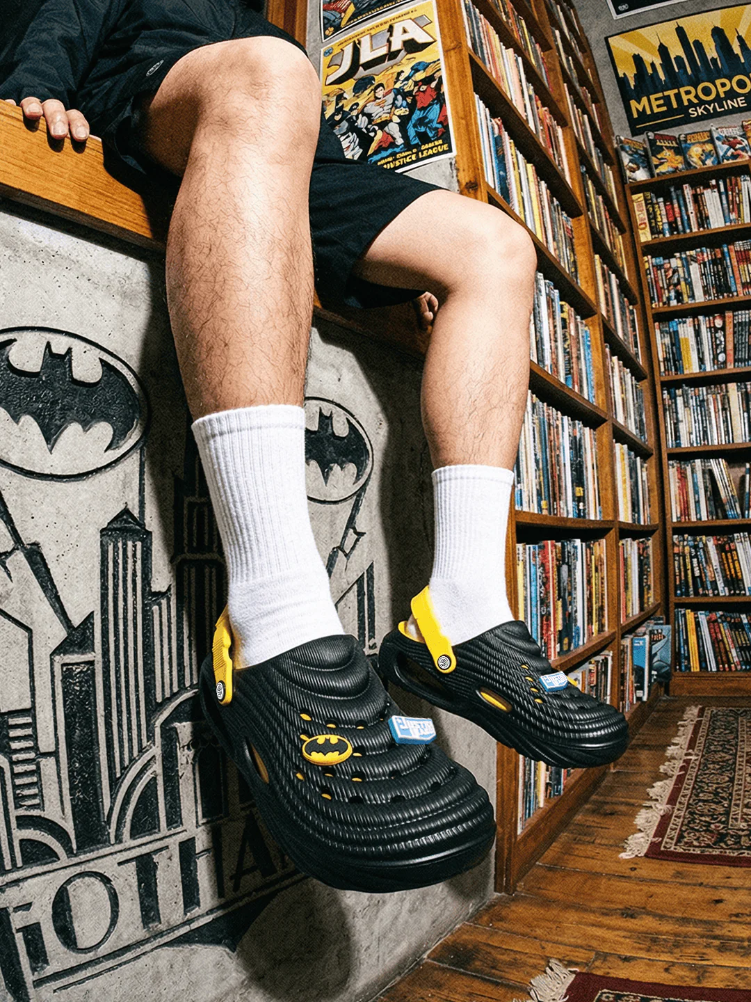 Justice League PowerGrip Clogs - Image 2