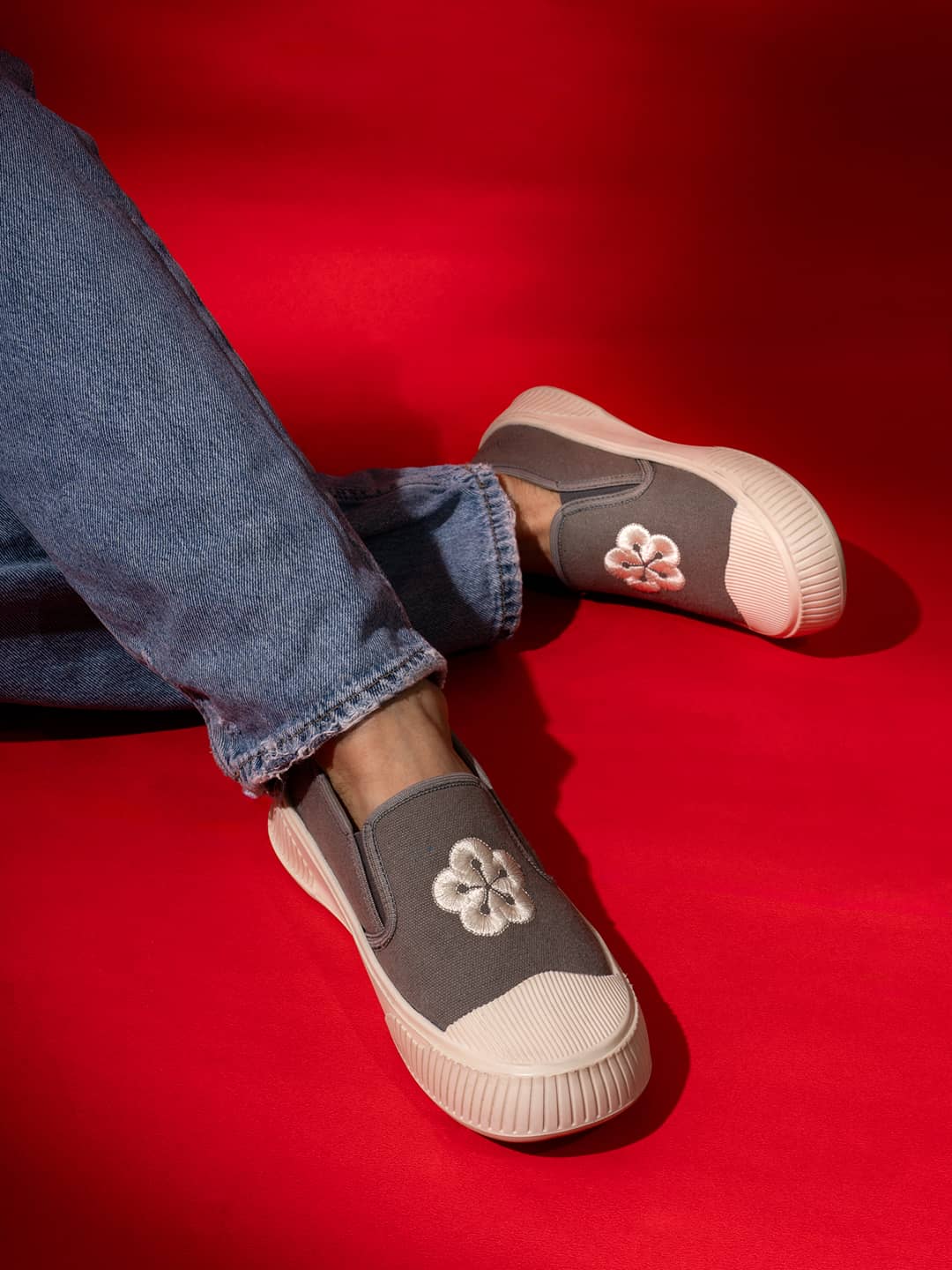 Bacca Bucci Kawaii Sakura Slip-On Sneakers - Image 4
