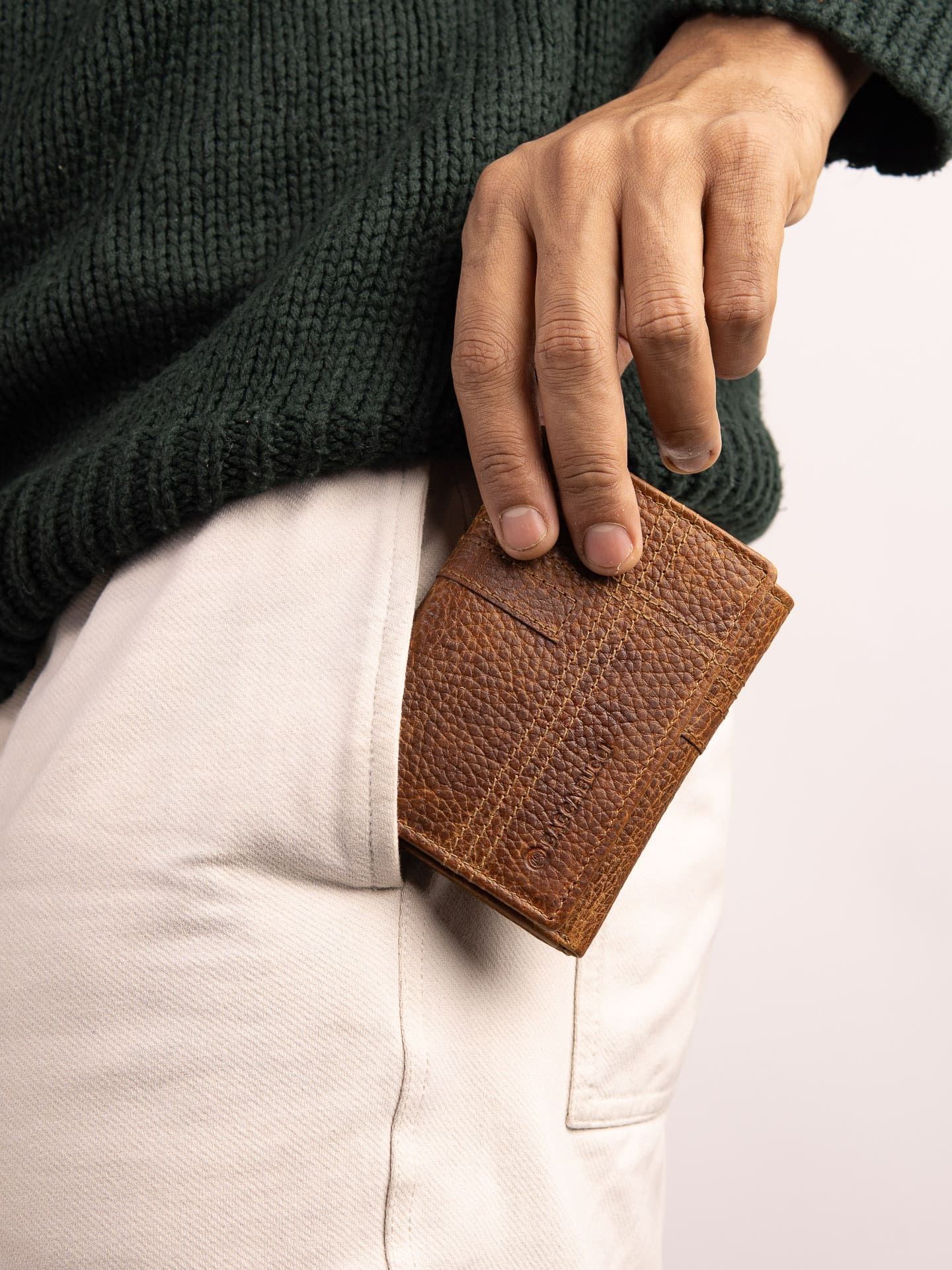 Bacca Bucci Premium Gift Combo: Classic Wallet & Stylish Belt in Elegant Wooden Box - Image 6